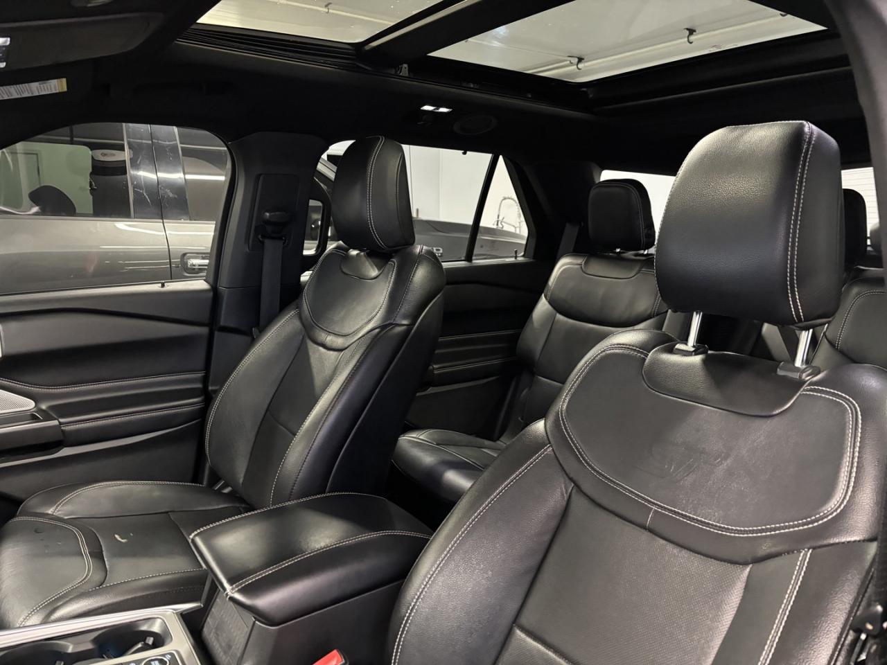 2020 Ford Explorer ST AWD Photo