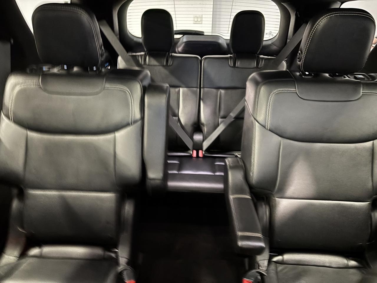 2020 Ford Explorer ST AWD Photo