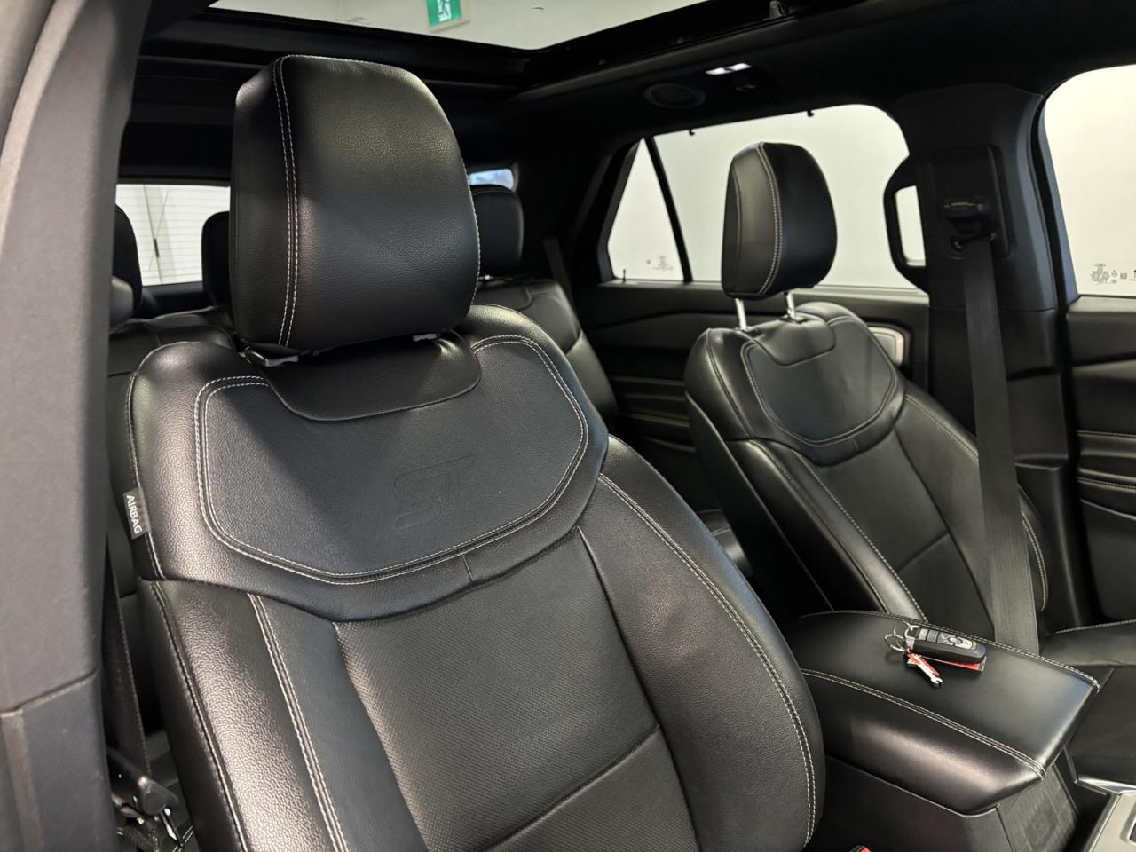 2020 Ford Explorer ST AWD Photo