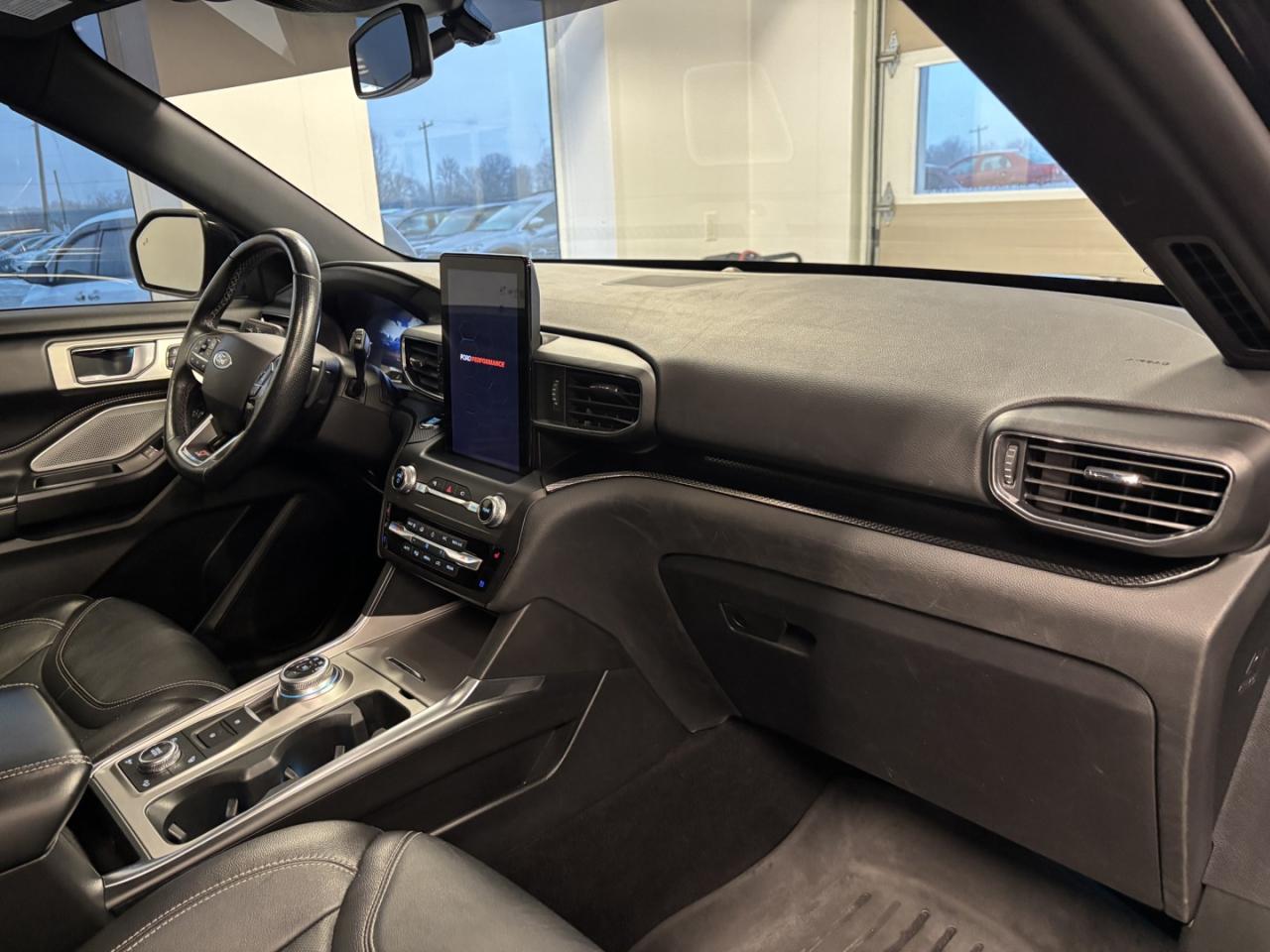 2020 Ford Explorer ST AWD Photo