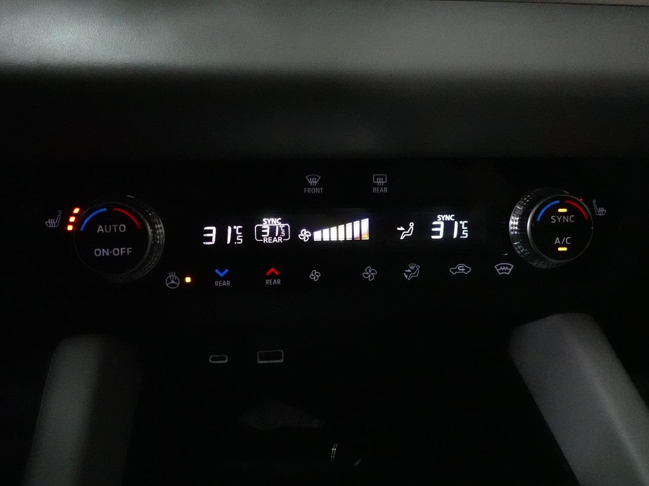 2022 Mitsubishi Outlander GT | AWD | Nav | Leather | Sunroof | BSM | LaneDep Photo