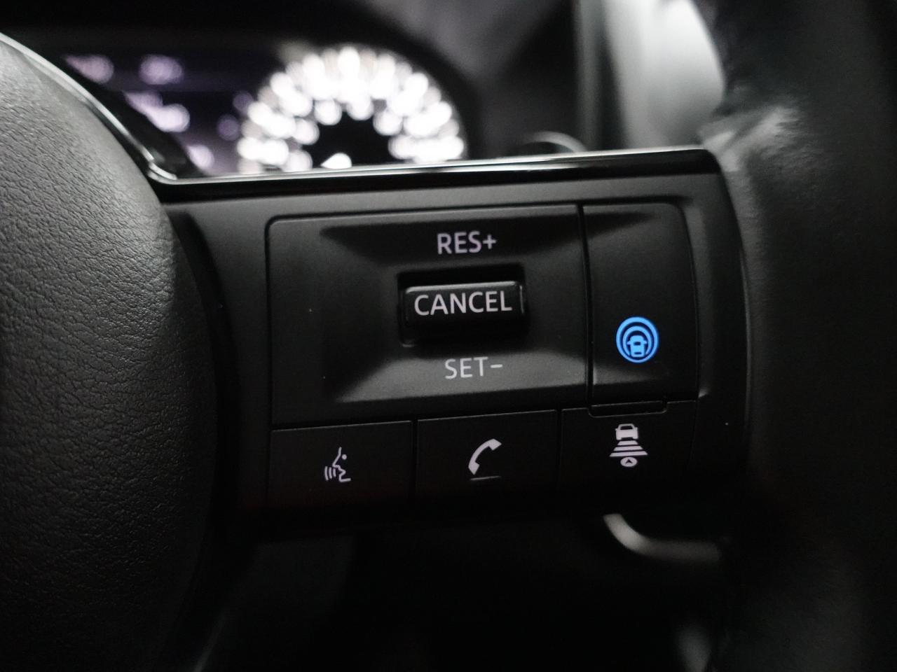 2023 Nissan Rogue SV MIDNIGHT | AWD | Nav | Leather | Sunroof