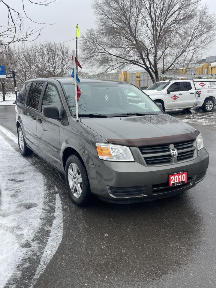 2010 Dodge Grand Caravan SE    ONLY 154,000 KMS   1 OWNER Photo