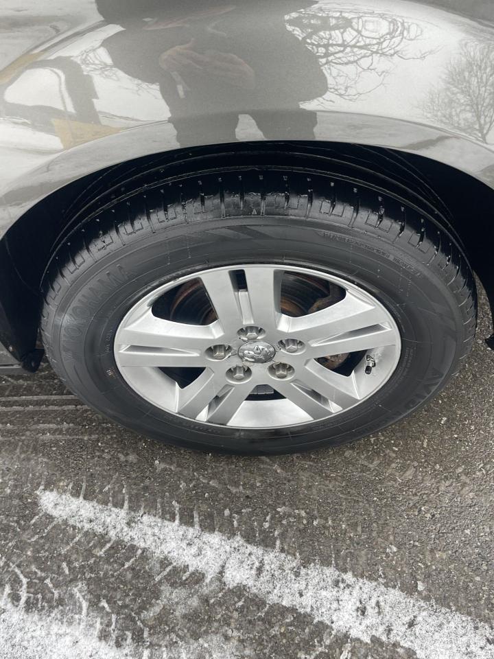 2010 Dodge Grand Caravan SE    ONLY 154,000 KMS   1 OWNER Photo