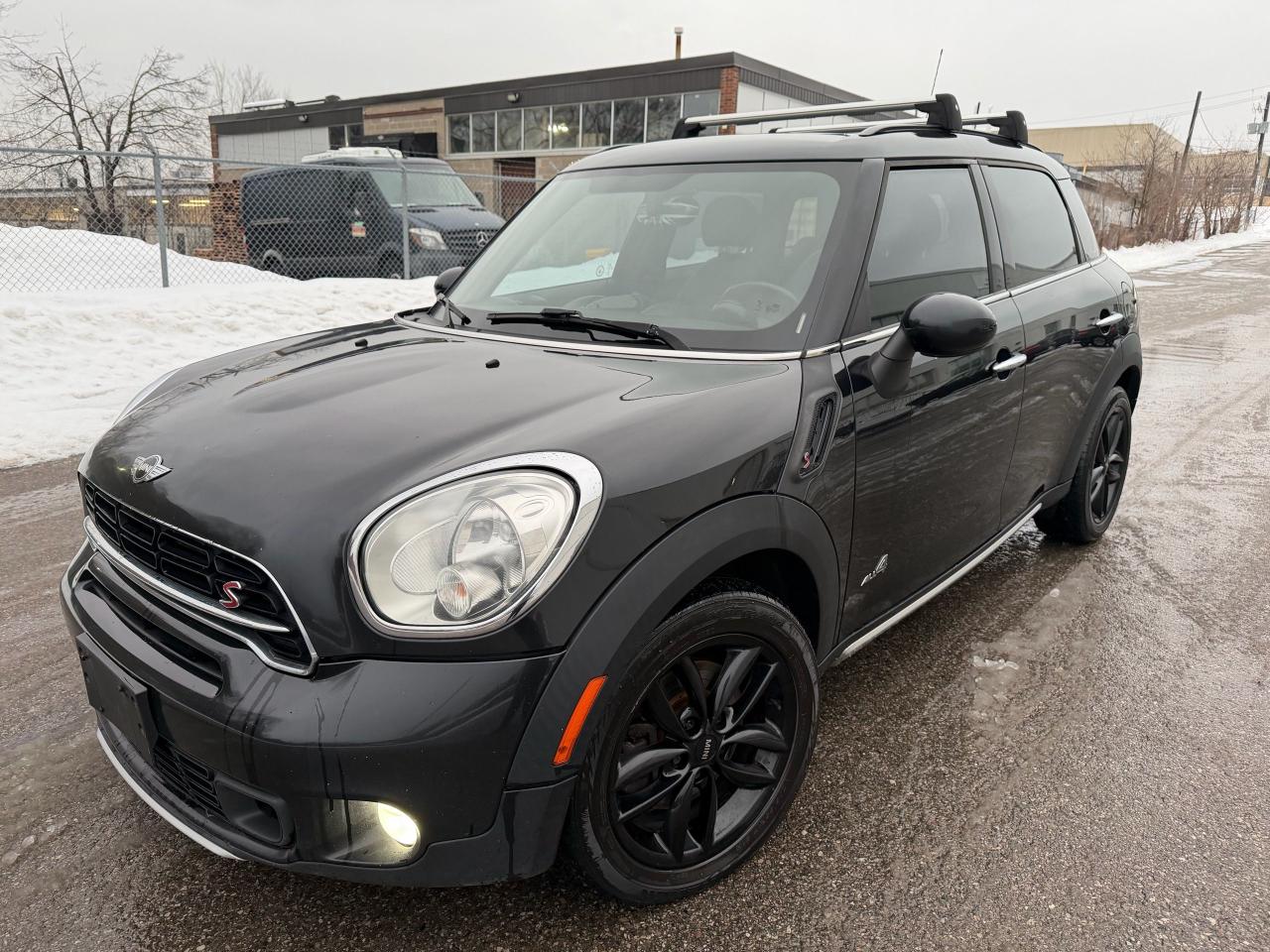 2015 MINI Cooper Countryman S Photo0