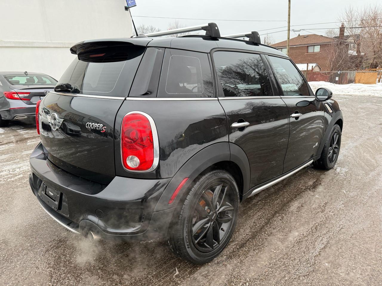 2015 MINI Cooper Countryman S Photo