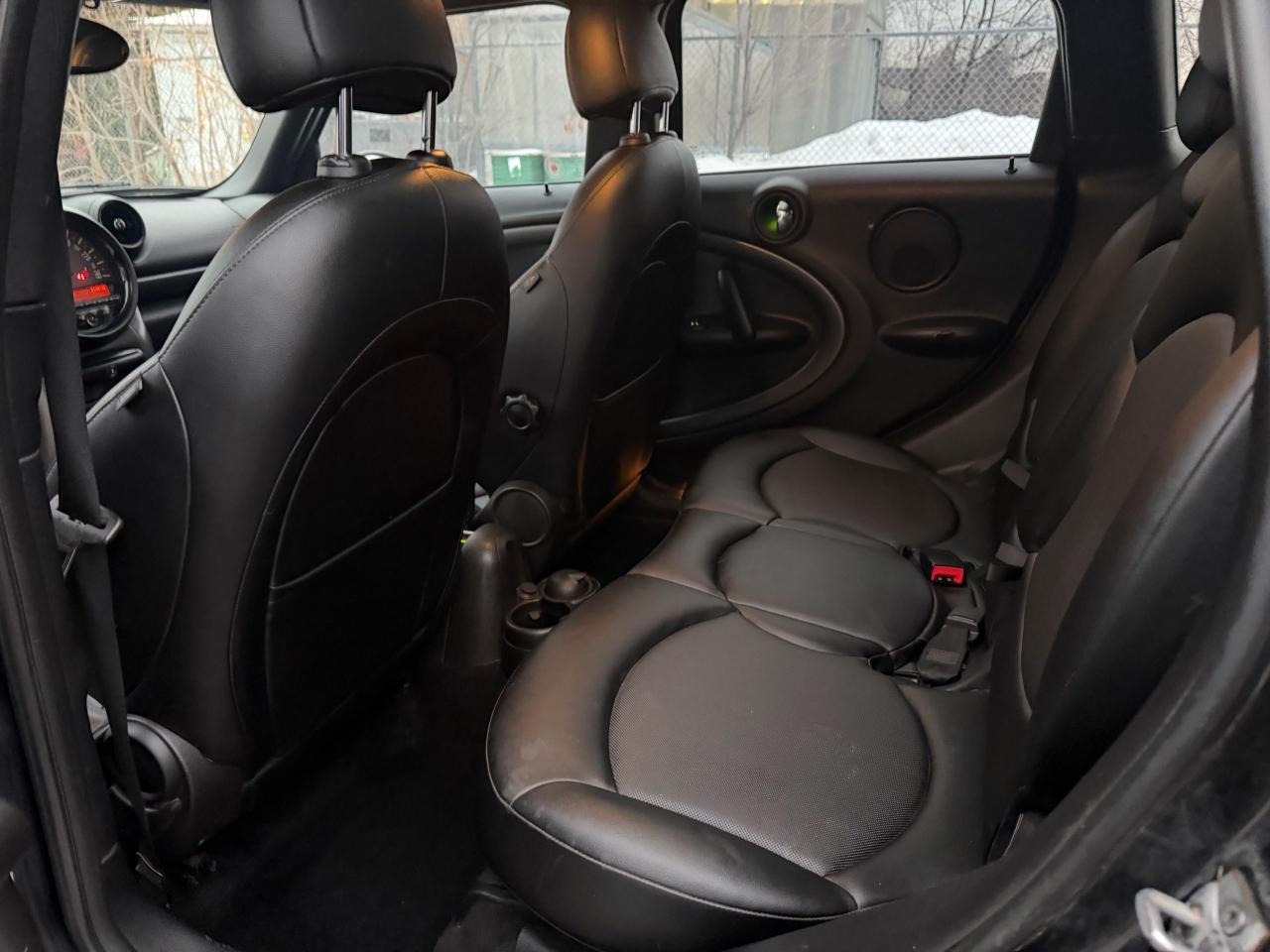 2015 MINI Cooper Countryman S Photo