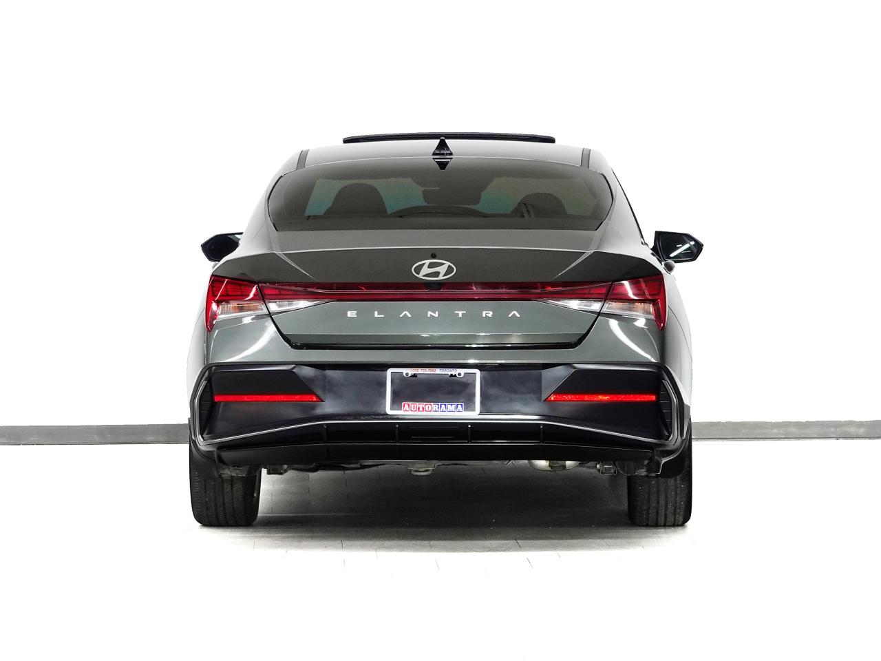 2024 Hyundai Elantra Luxury | NAV | Leather | Sunroof | BSM | CarPlay