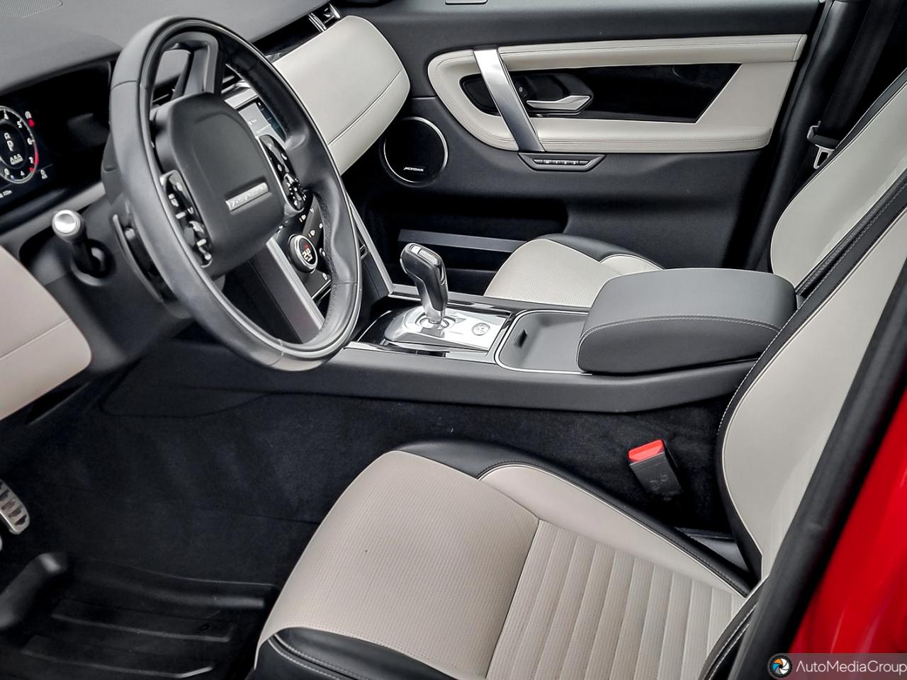 2020 Land Rover Discovery Sport R-Dynamic SE 4WD - Photo #8