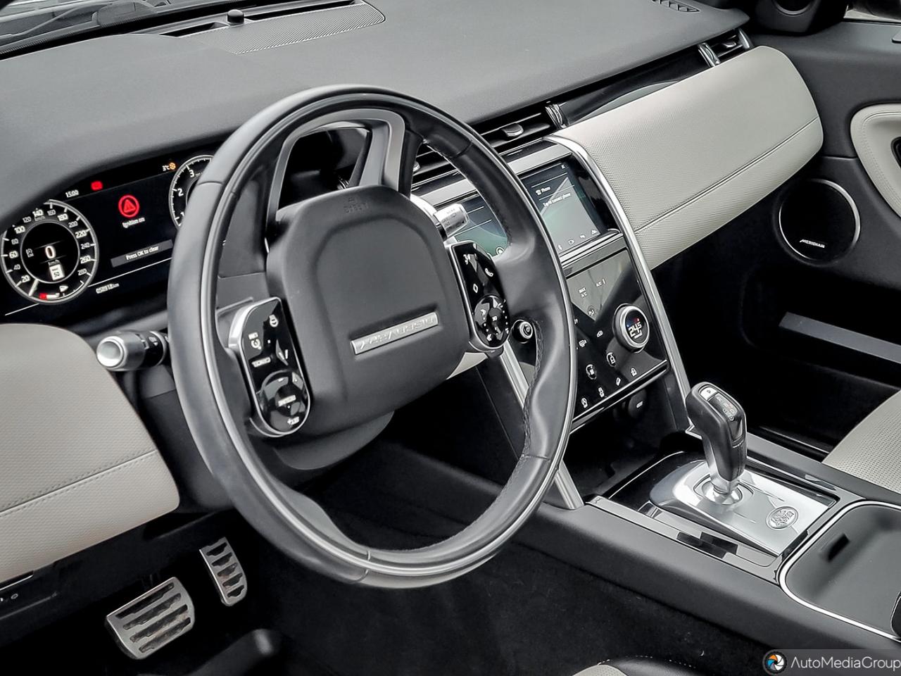 2020 Land Rover Discovery Sport R-Dynamic SE 4WD - Photo #7