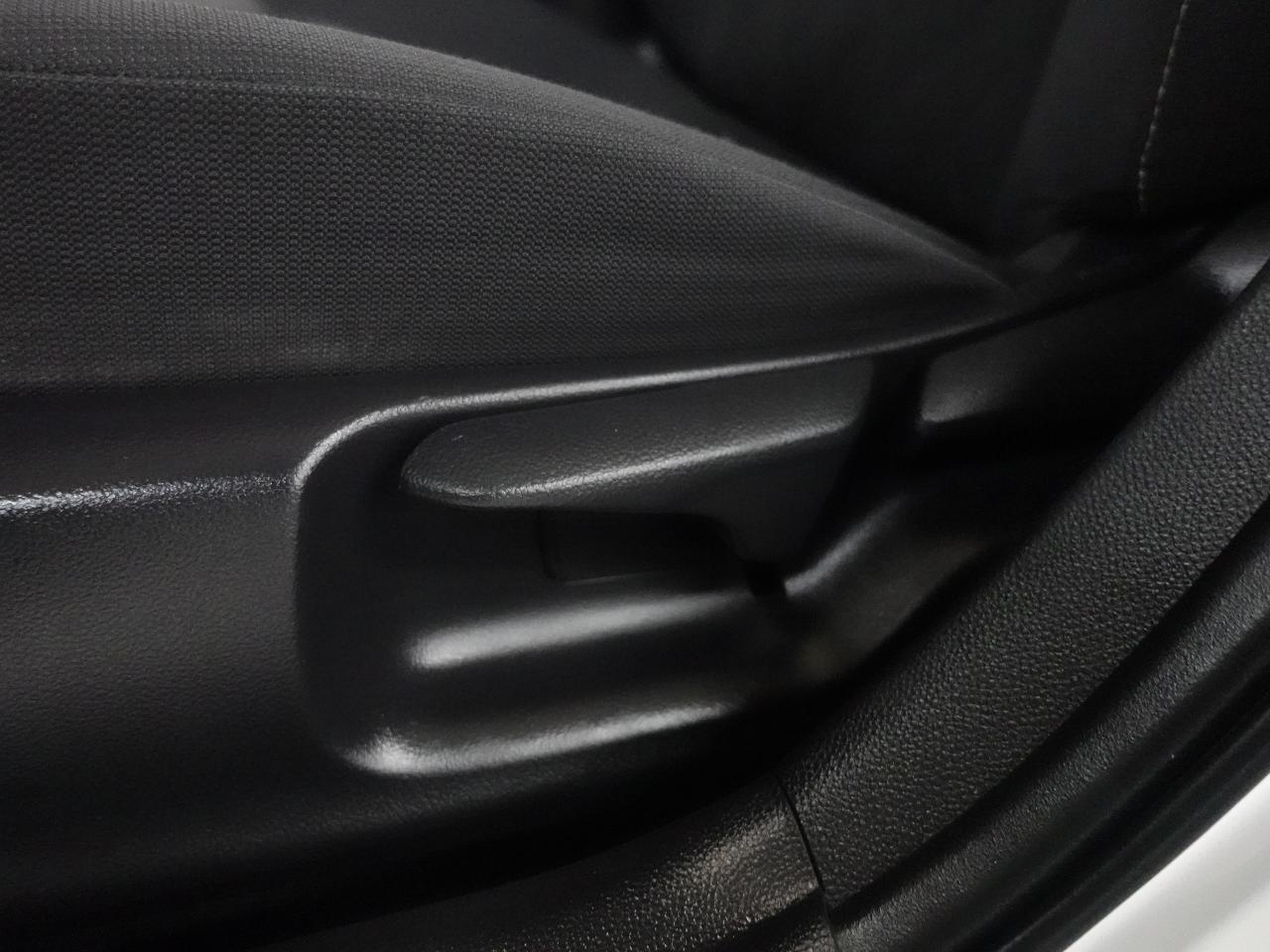 2022 Toyota Corolla HYBRID | LaneDep | BSM | Heated Seats | CarPlay