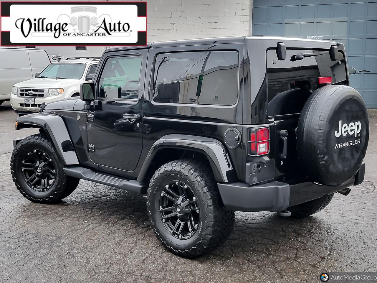 2018 Jeep Wrangler SAHARA 4X4 - Photo #4