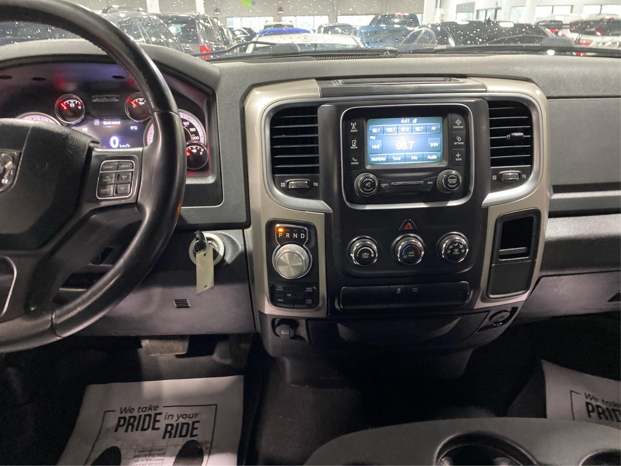 2015 RAM 1500 4WD QUAD CAB 140.5" BIG HORN 5.7L HEMI Photo