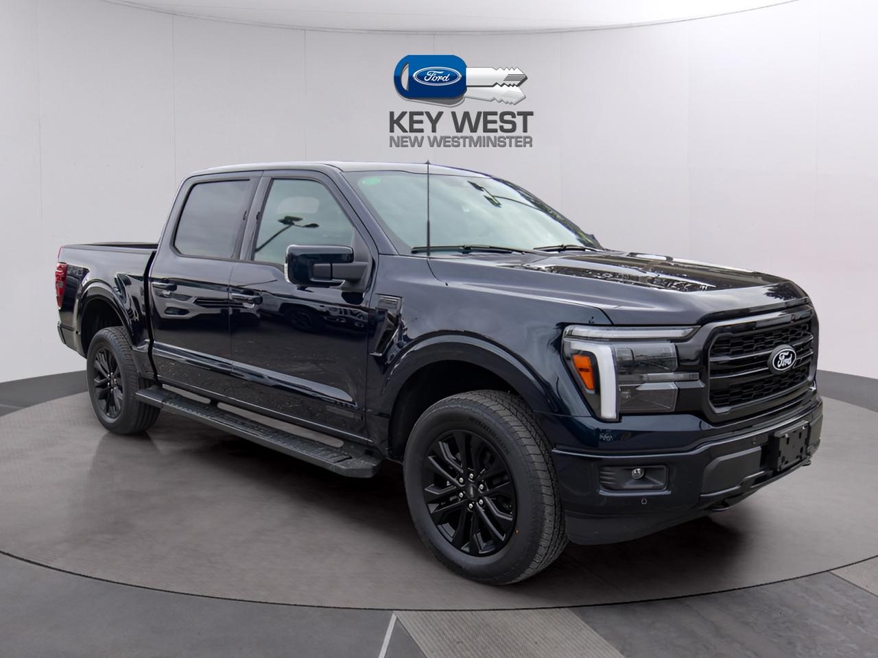 2026 Ford F-150 Lariat 4WD SuperCrew 5.5' Box Photo4