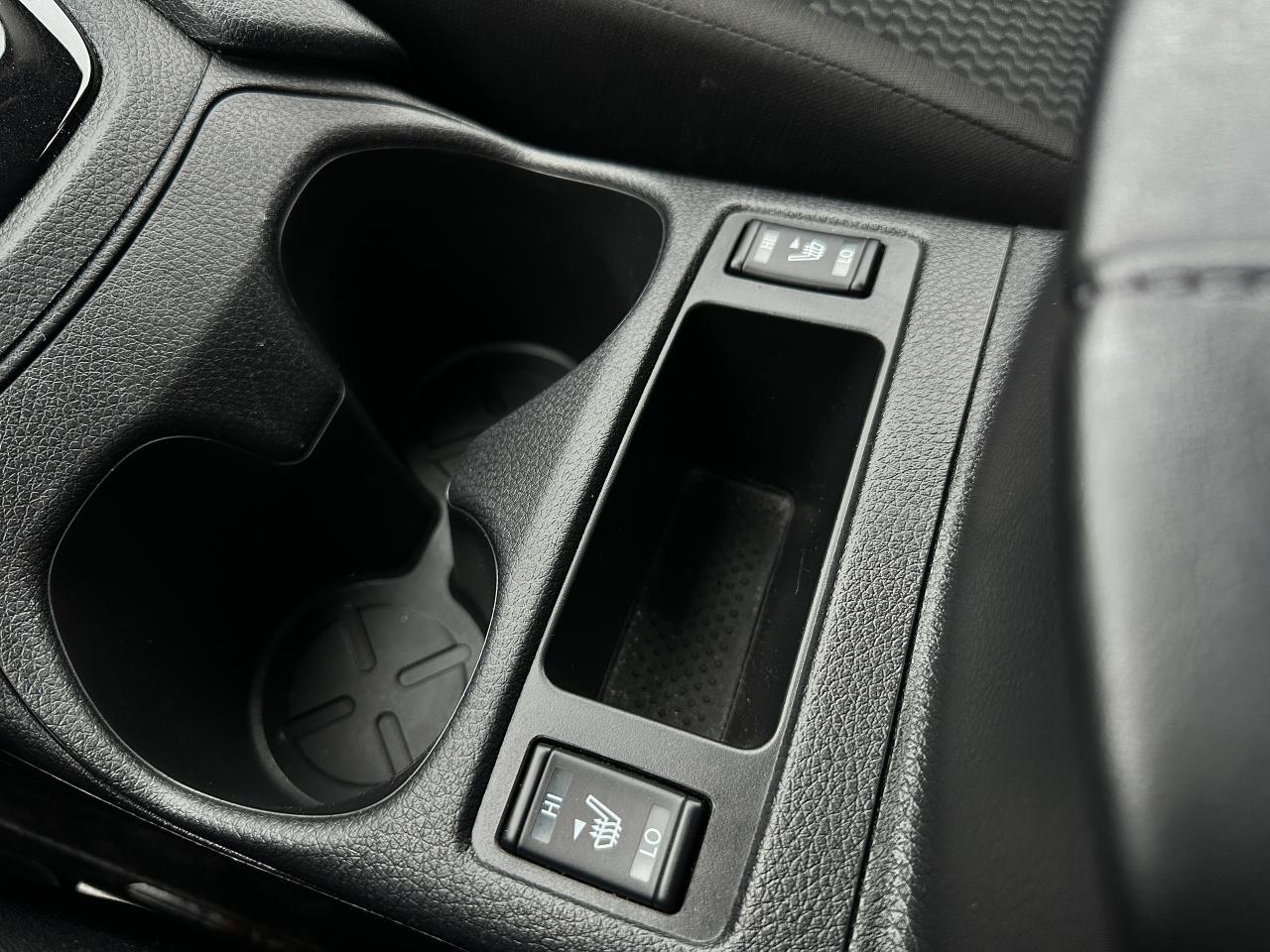 2021 Nissan Qashqai S-AWD HeatedCloth FM/XM BackupCam Bluetooth CD Photo