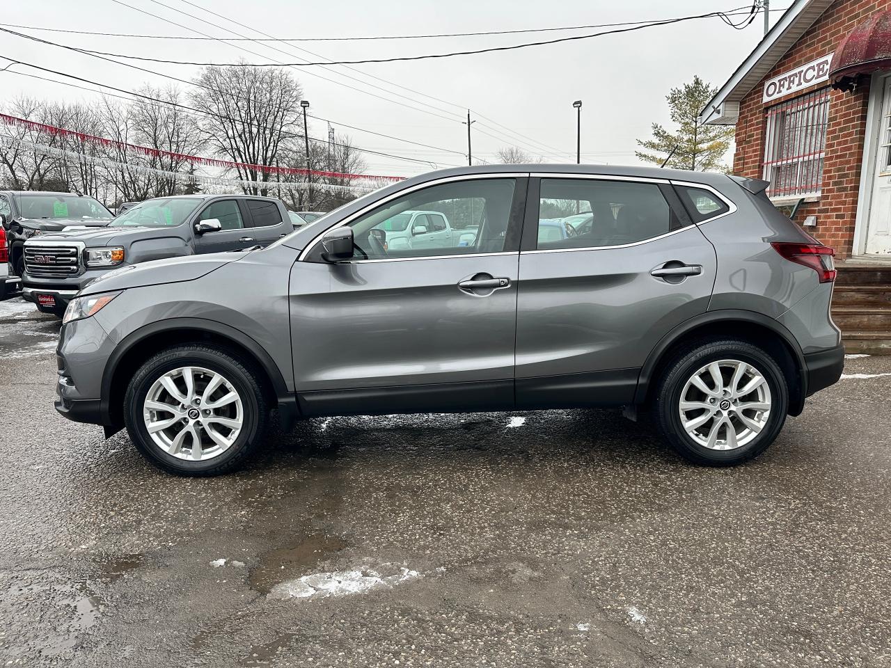 2021 Nissan Qashqai S-AWD HeatedCloth FM/XM BackupCam Bluetooth CD Photo