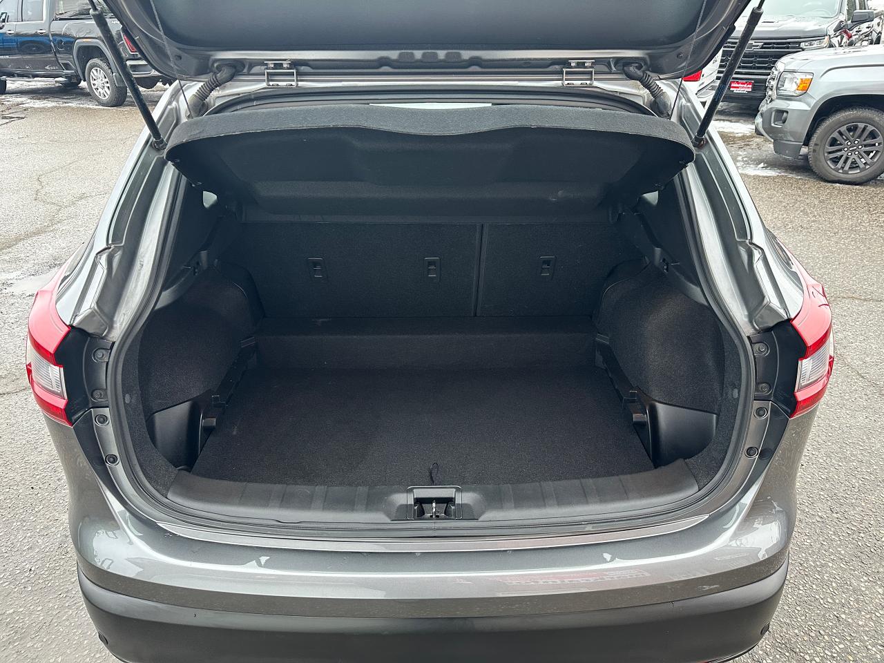 2021 Nissan Qashqai S-AWD HeatedCloth FM/XM BackupCam Bluetooth CD Photo