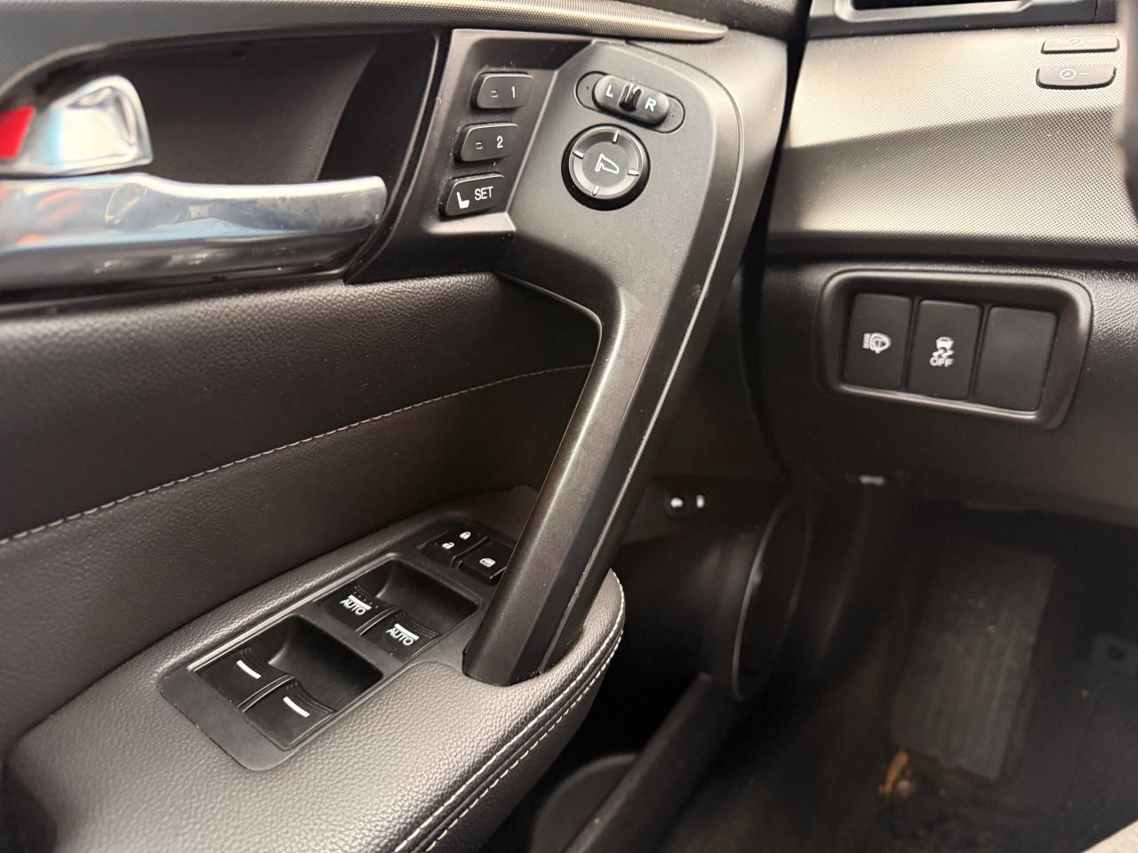 2012 Acura TL SH-awd Photo