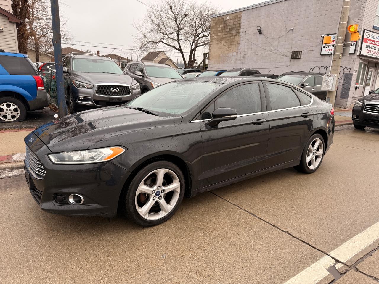 2016 Ford Fusion SE Photo