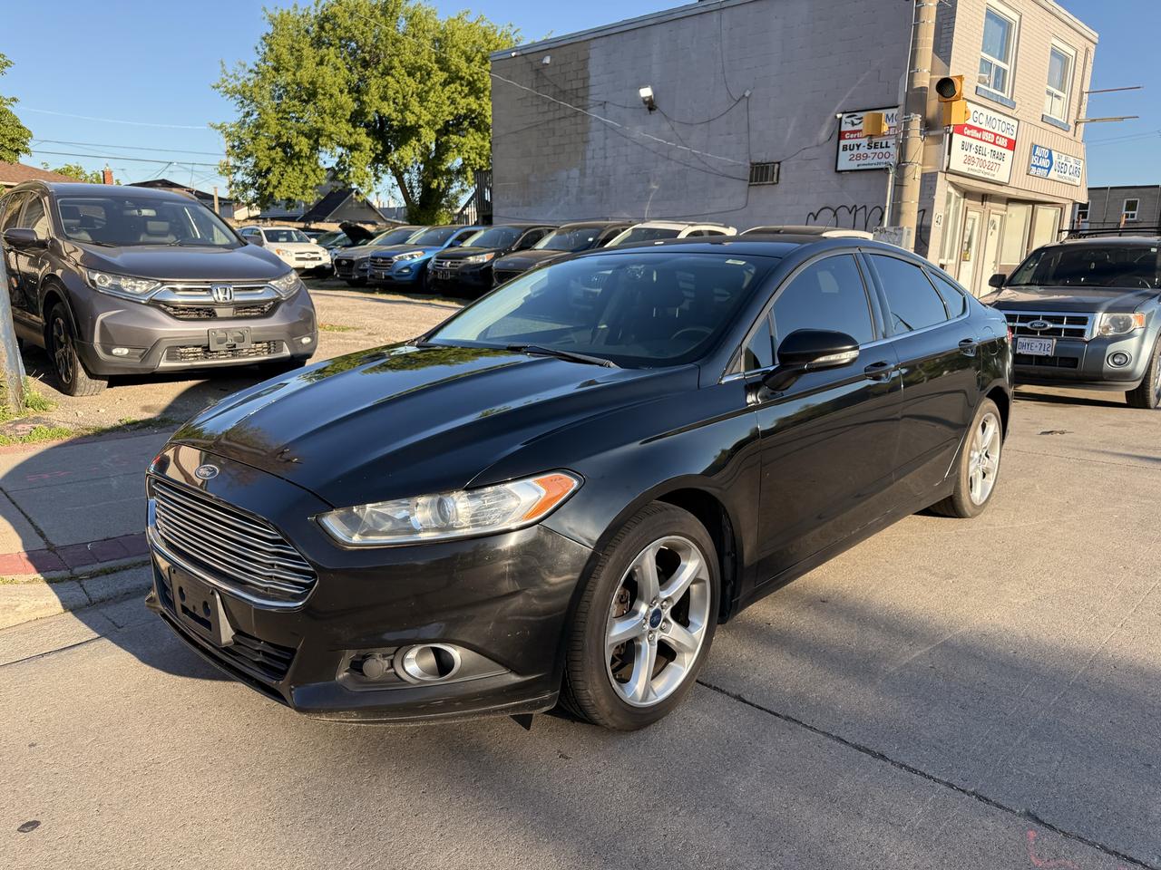 2016 Ford Fusion SE Photo2