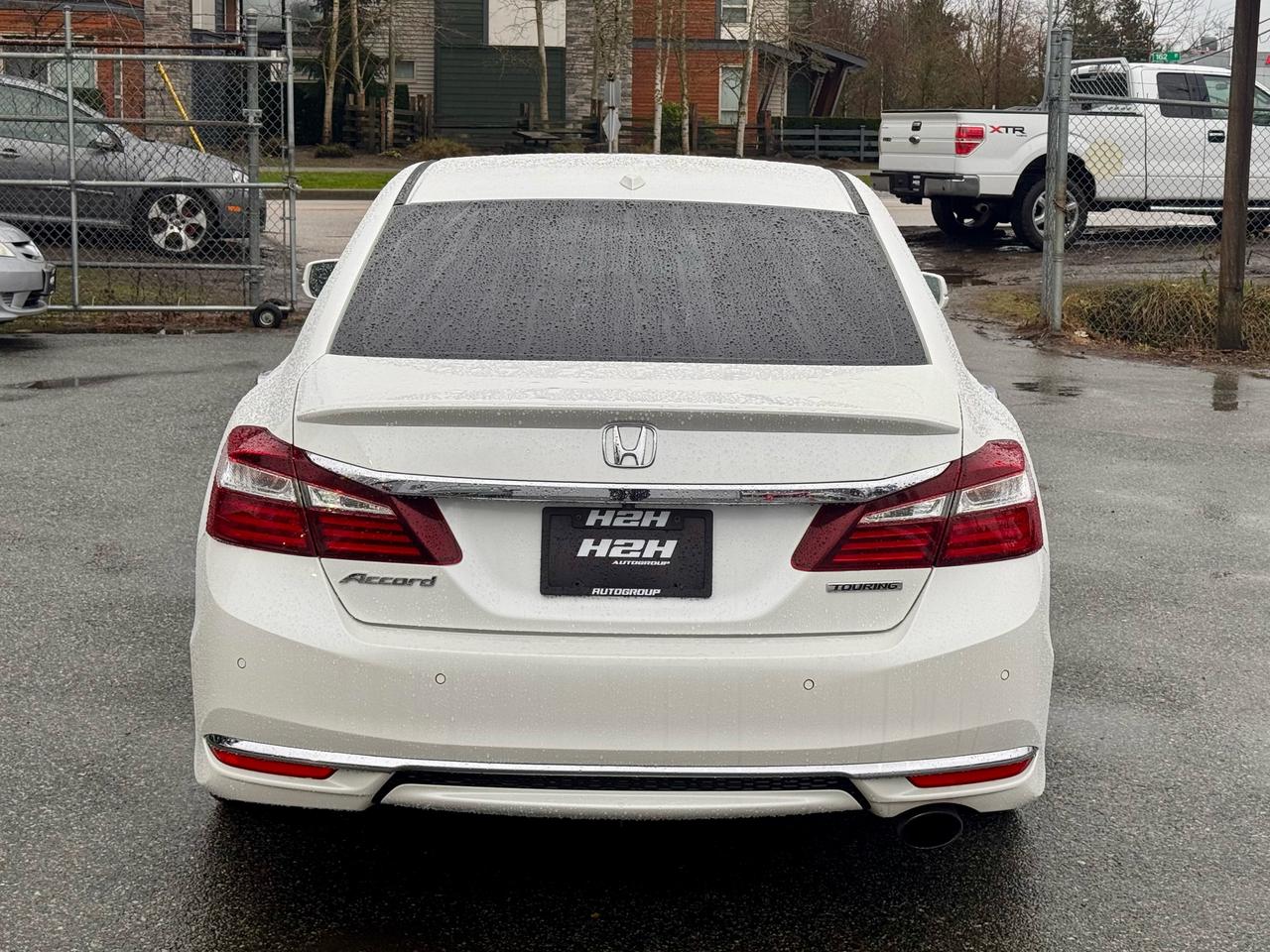 2017 Honda Accord FINANCING AVAILABLE Photo6
