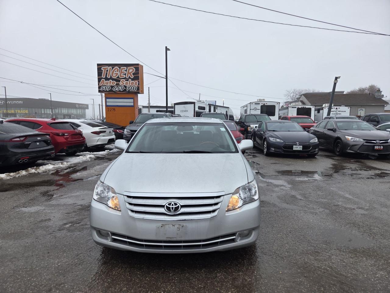 2007 Toyota Avalon XLS, LEATHER, LOADED, RELIABLE, AS IS SPECIAL Photo