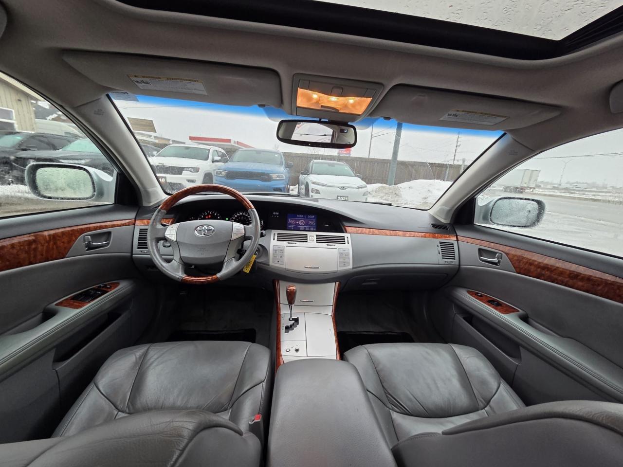 2007 Toyota Avalon XLS, LEATHER, LOADED, RELIABLE, AS IS SPECIAL Photo