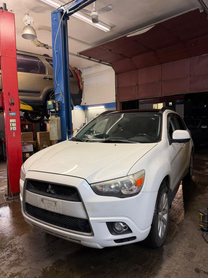 2011 Mitsubishi RVR GT - Photo #4