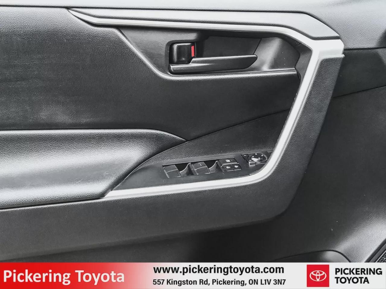 2020 Toyota RAV4 4DR AWD LE Photo