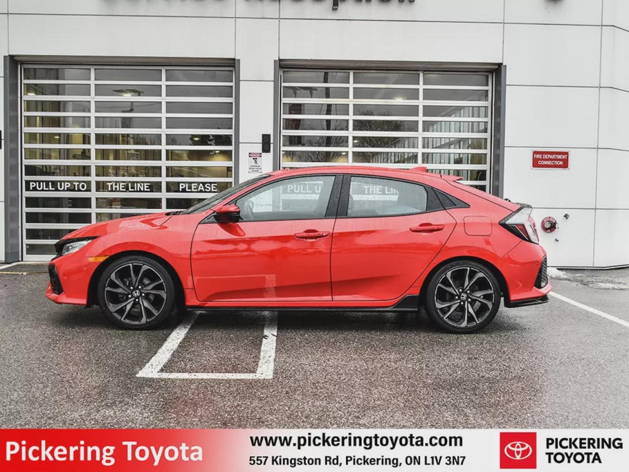 2017 Honda Civic Sport Touring Hatchback CVT Photo