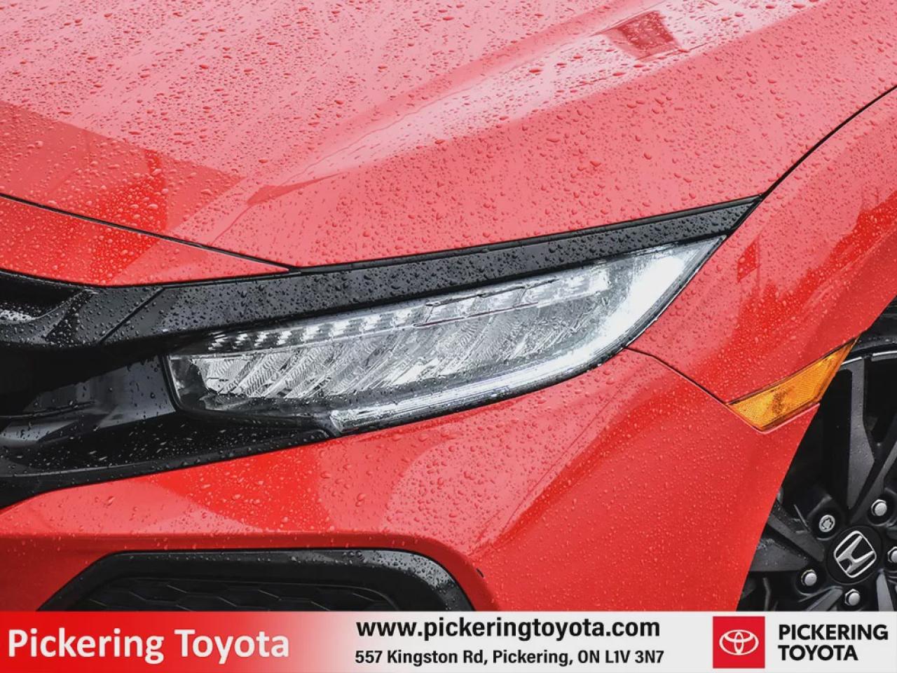 2017 Honda Civic Sport Touring Hatchback CVT Photo