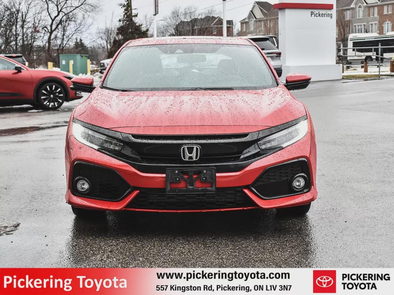 2017 Honda Civic Sport Touring Hatchback CVT Photo3