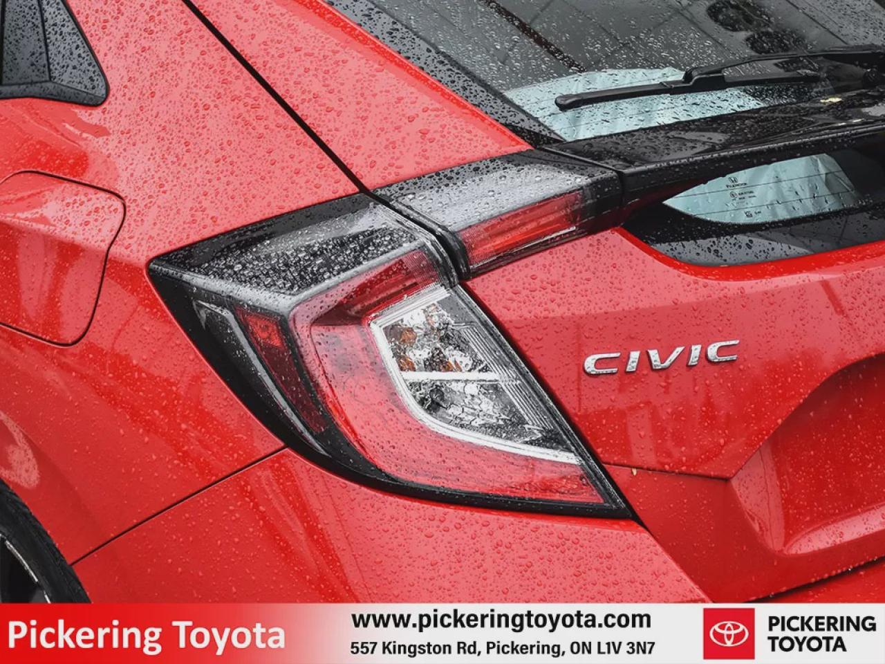 2017 Honda Civic Sport Touring Hatchback CVT Photo