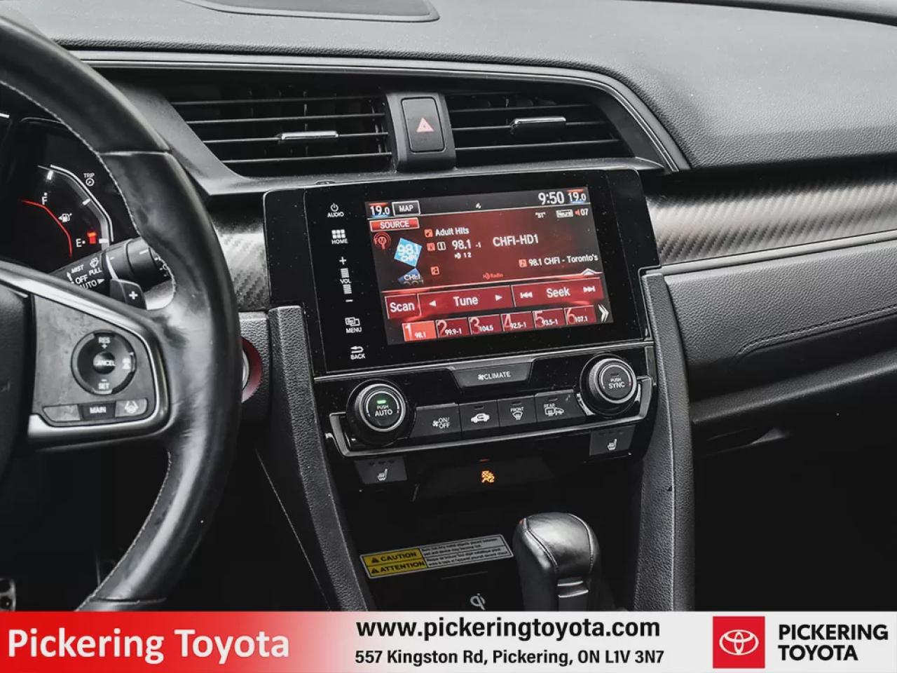 2017 Honda Civic Sport Touring Hatchback CVT Photo