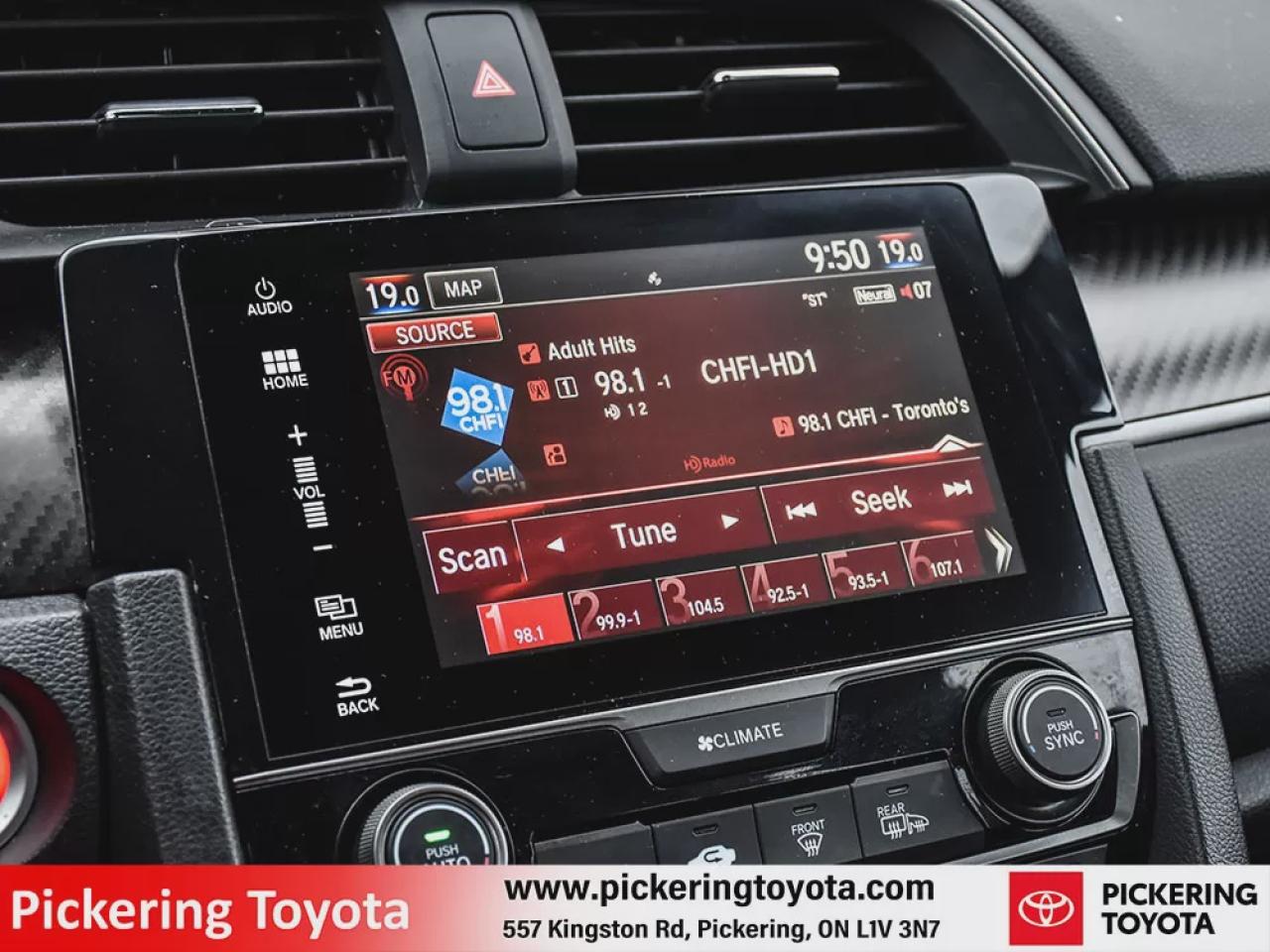 2017 Honda Civic Sport Touring Hatchback CVT Photo