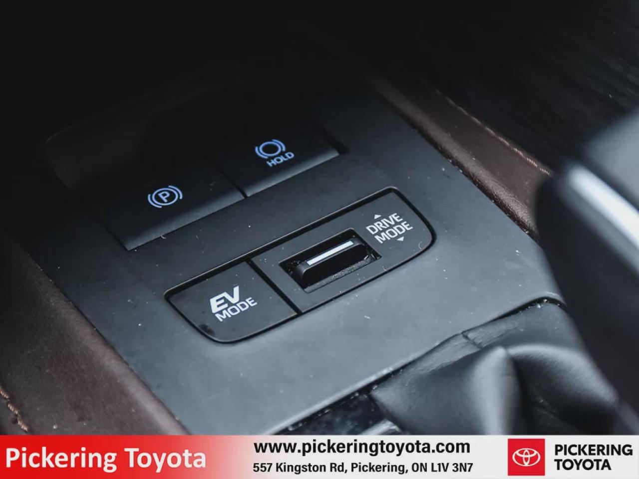 2021 Toyota Venza XLE Photo