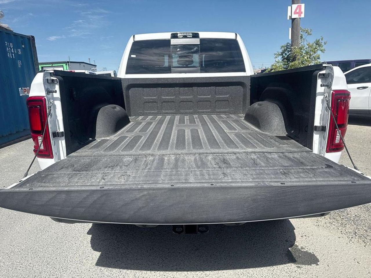 13400582