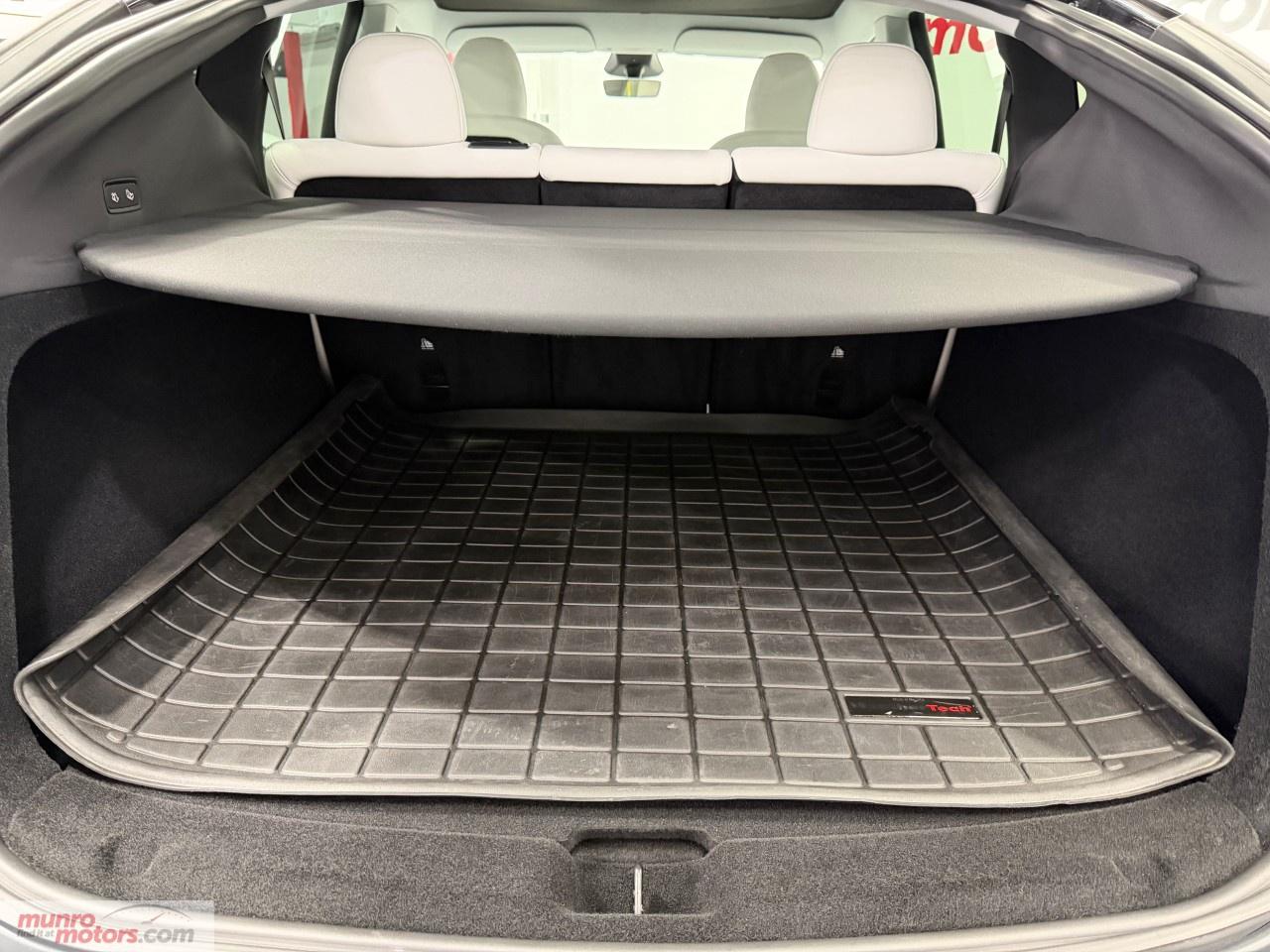 2026 Tesla Model Y Long Range AWD Photo