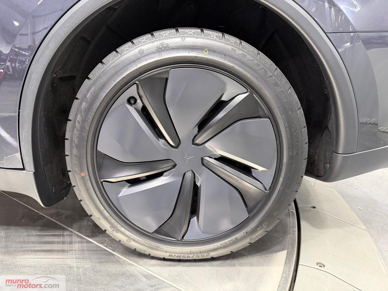 2026 Tesla Model Y Long Range AWD Photo