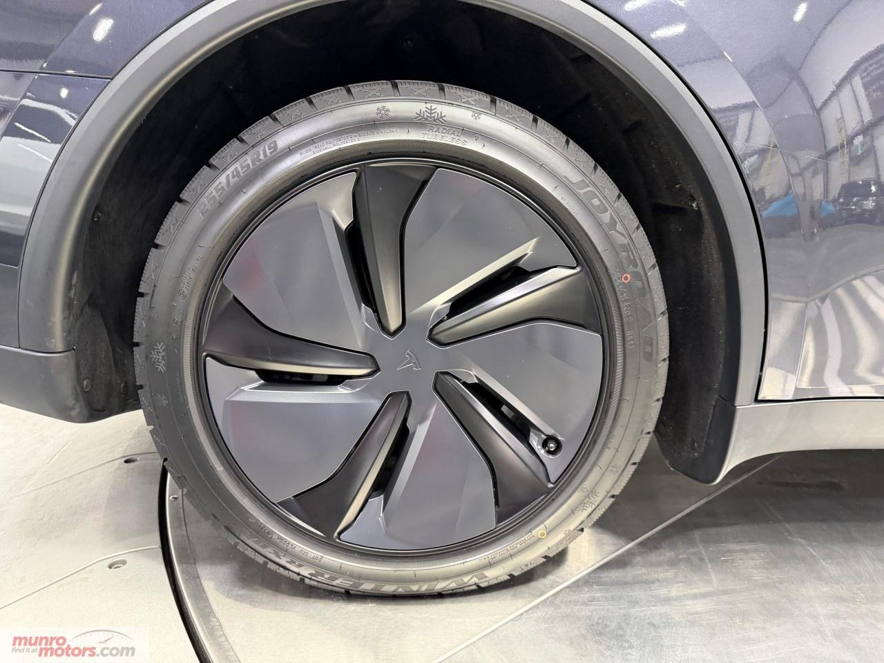 2026 Tesla Model Y Long Range AWD Photo