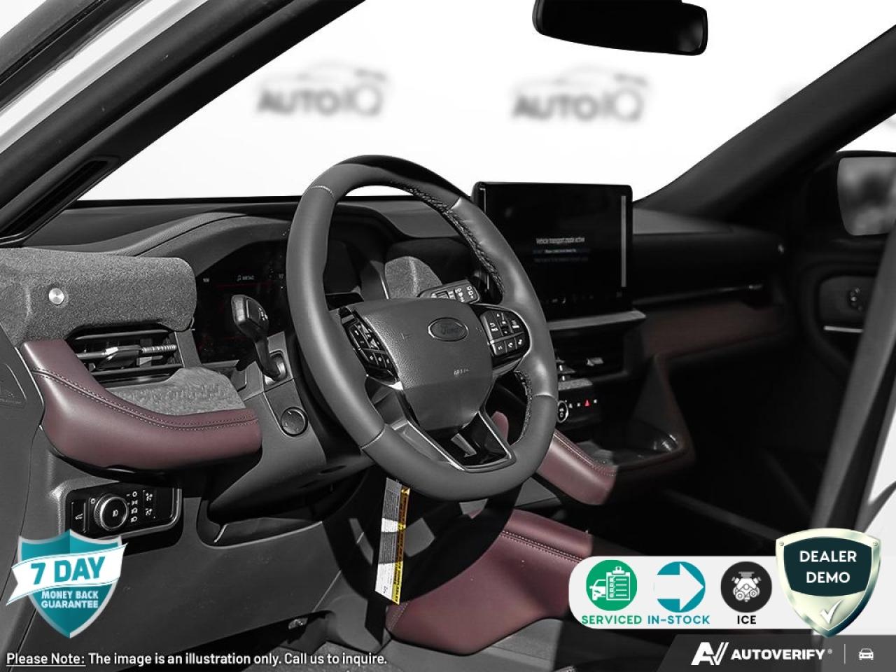 2026 Ford Explorer Platinum Photo