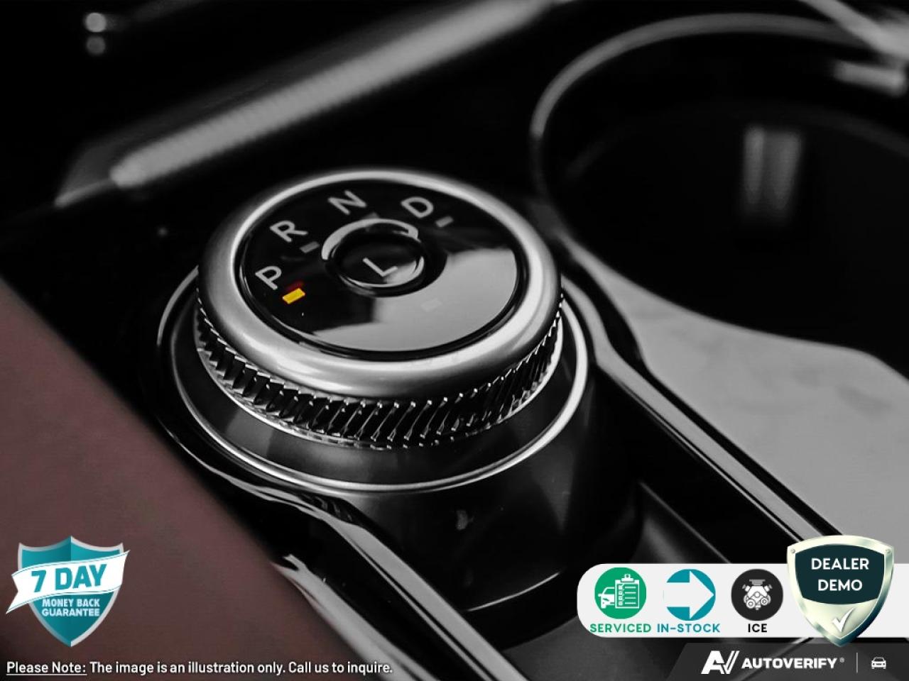 2026 Ford Explorer Platinum Photo