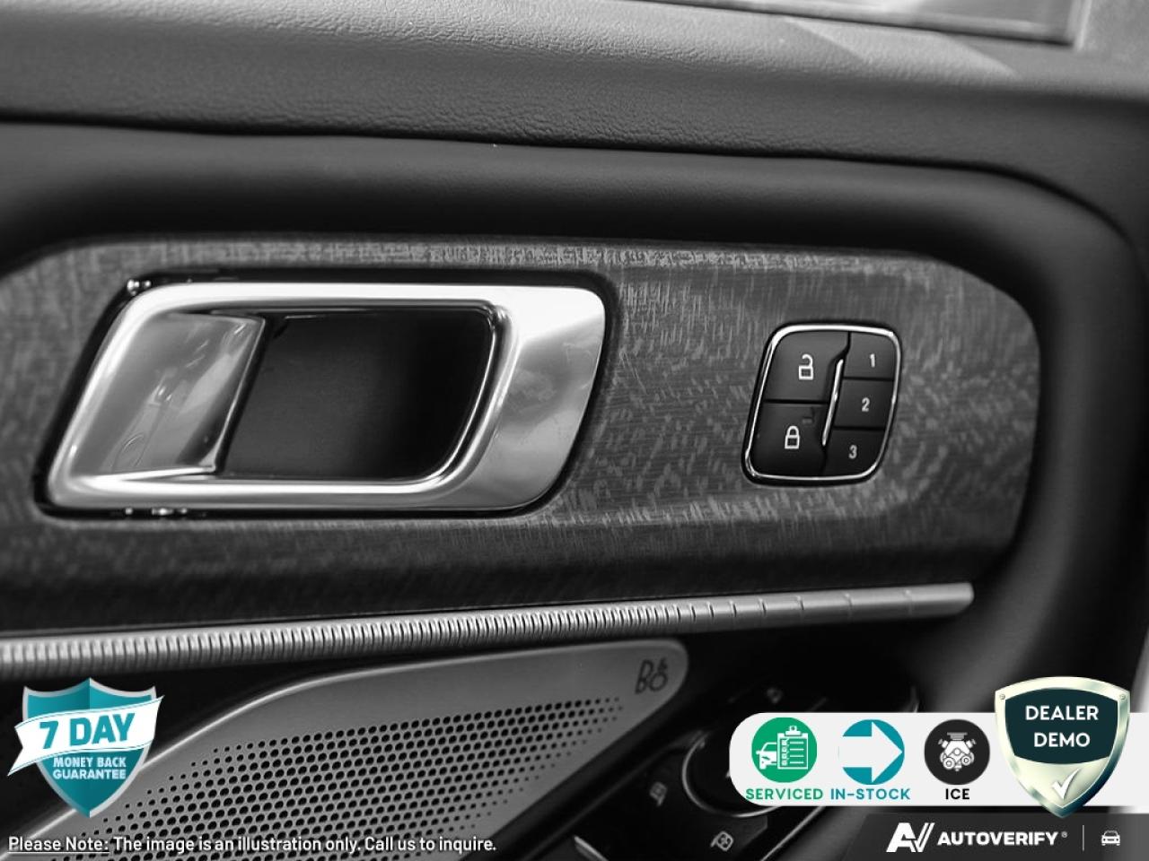 2026 Ford Explorer Platinum Photo