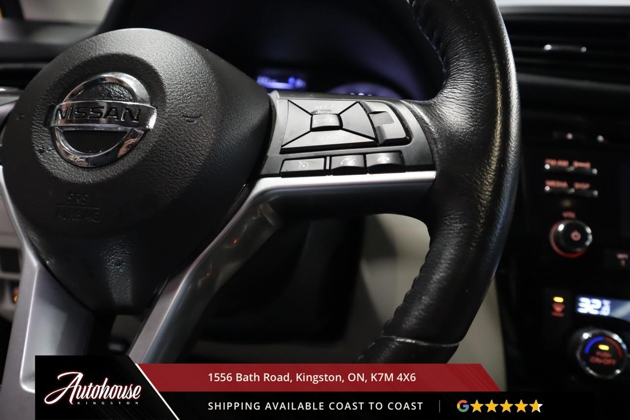 2017 Nissan Qashqai SV SUNROOF - REARVIEW CAMERA - AWD Photo