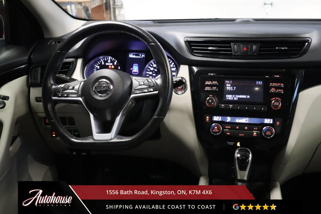 2017 Nissan Qashqai SV SUNROOF - REARVIEW CAMERA - AWD Photo