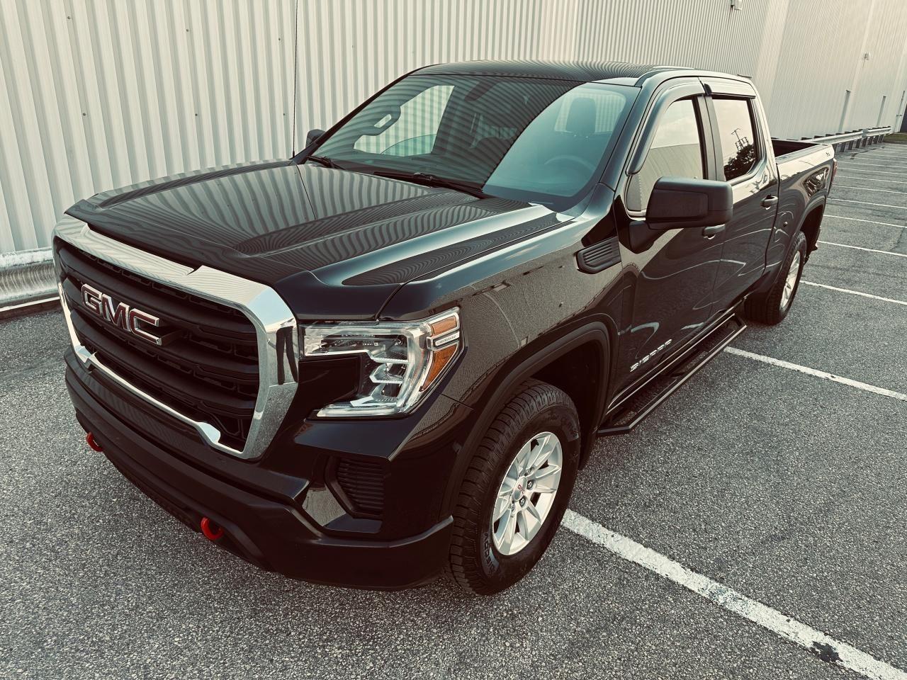 2020 GMC Sierra 1500 Crew Cab X31 -Trible Black 5.3 Litre - 6.5 Ft Box Photo