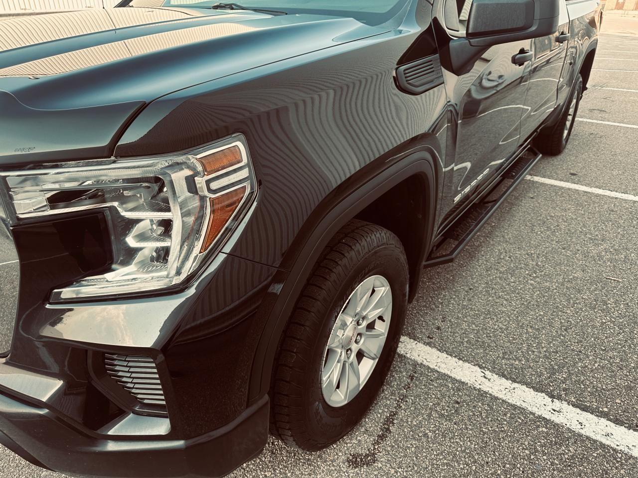2020 GMC Sierra 1500 Crew Cab X31 -Trible Black 5.3 Litre - 6.5 Ft Box Photo