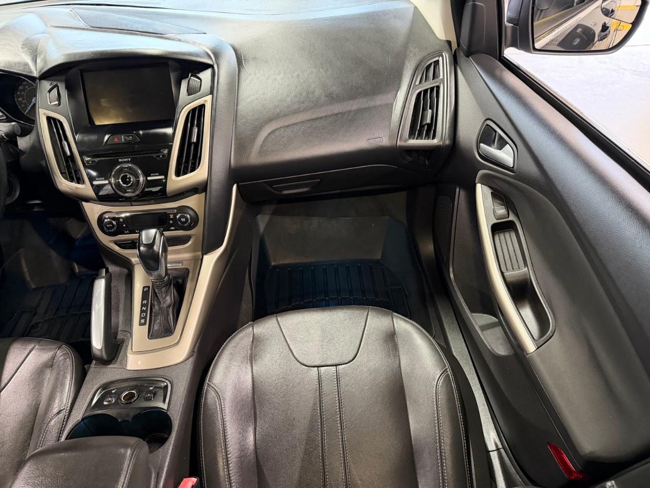 2012 Ford Focus SEL Photo