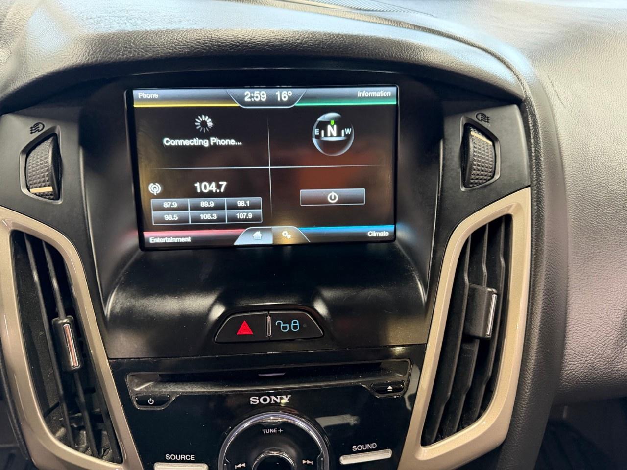 2012 Ford Focus SEL Photo