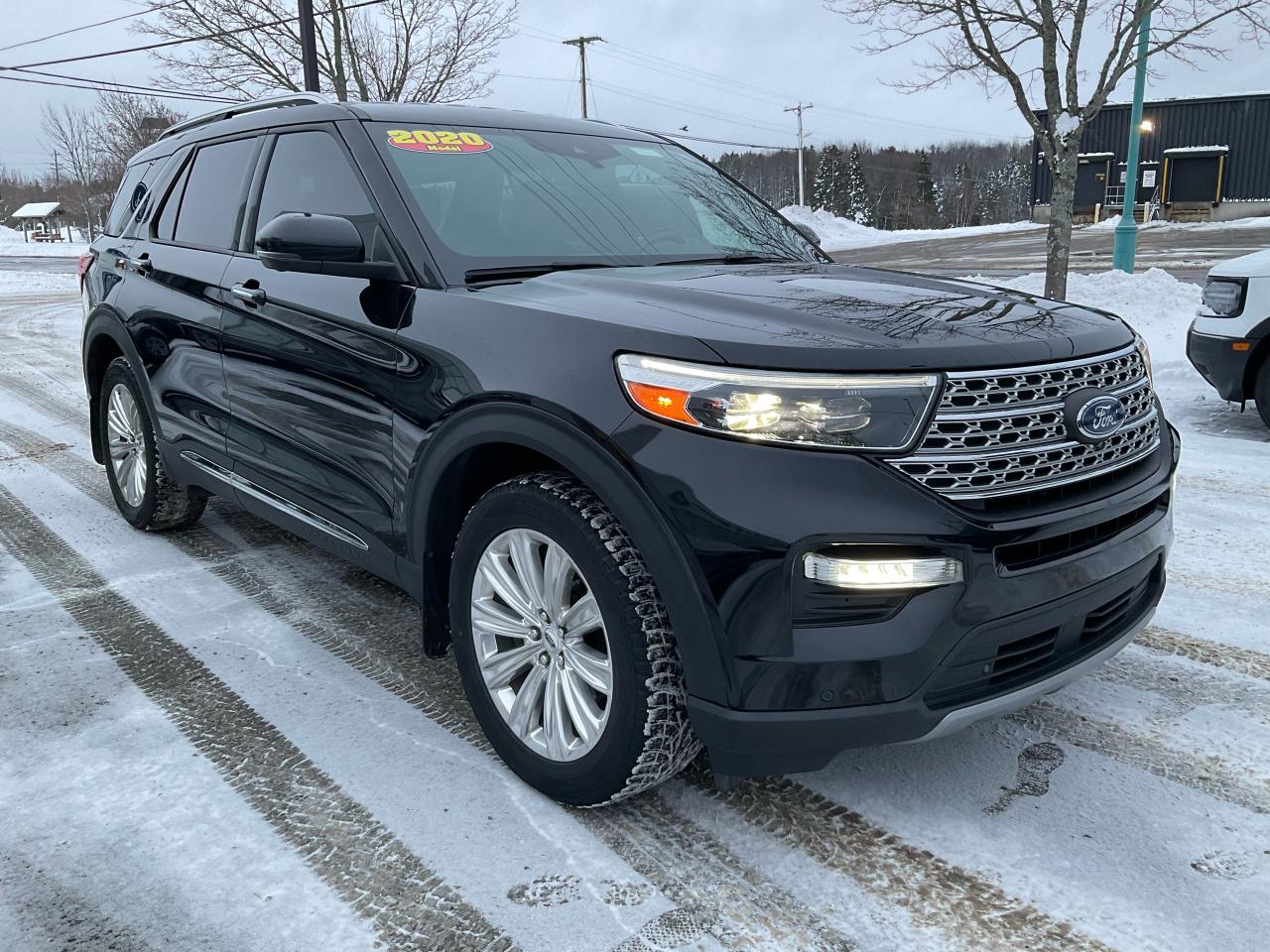 2020 Ford Explorer EXPLORER Photo2